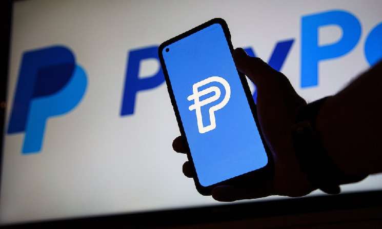 Paxos: «Обращение стейблкоинов PayPal в марте упало на 38%»